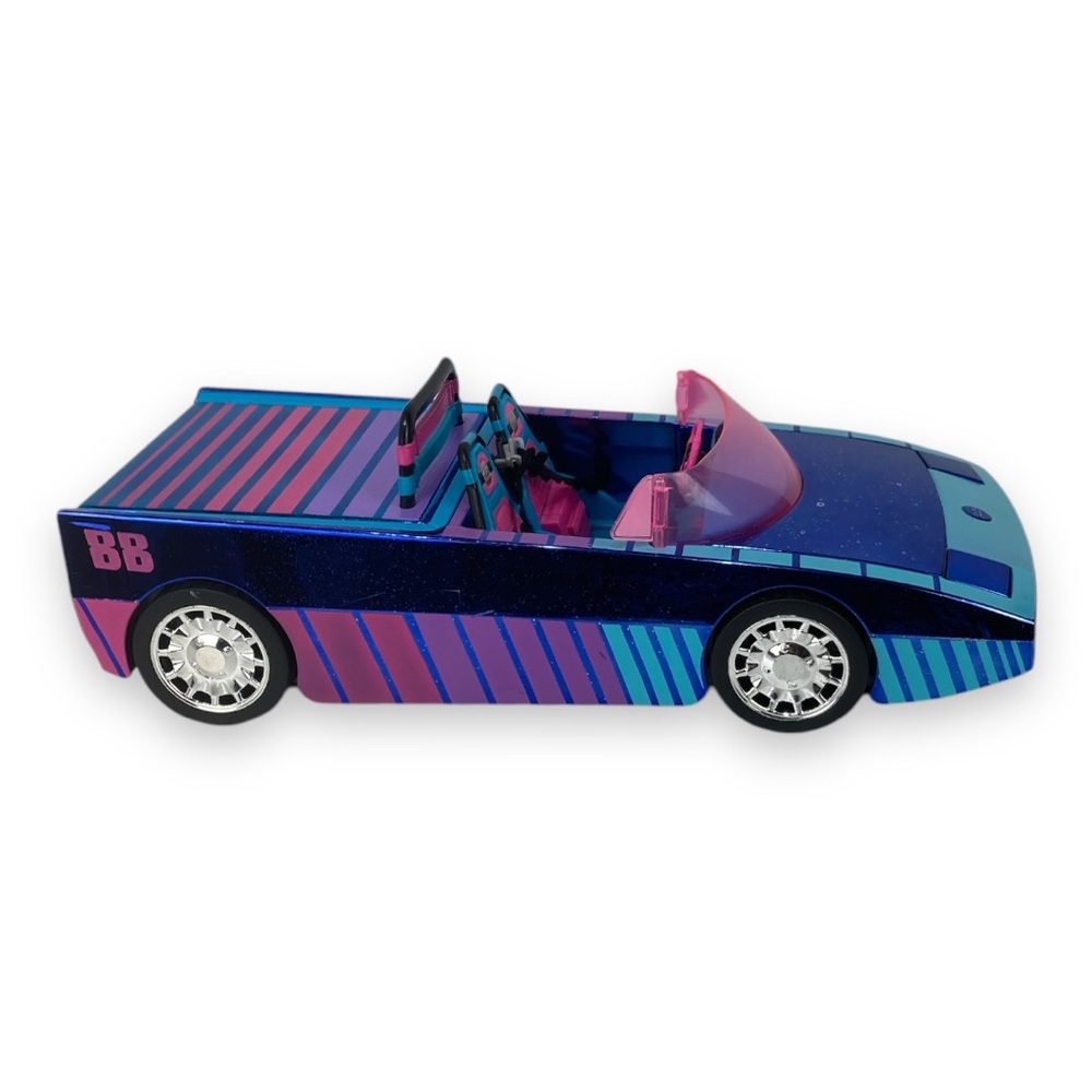 LOL Surprise Dance Machine Car Surprise Pool and Dance Floor Multicolor